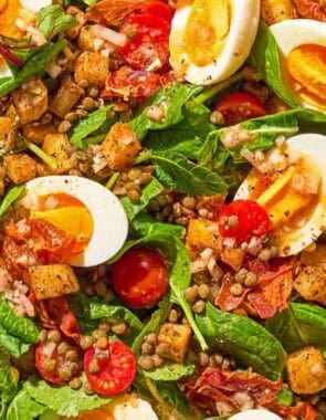 The breakfast salad in a serving bowl.